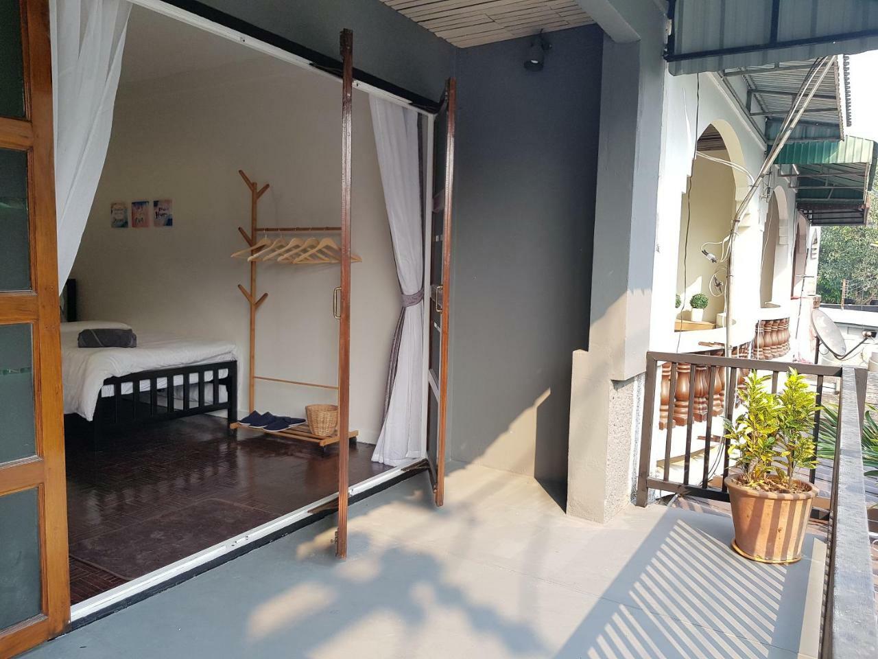 Piyanattha House Villa Chiang Mai Buitenkant foto