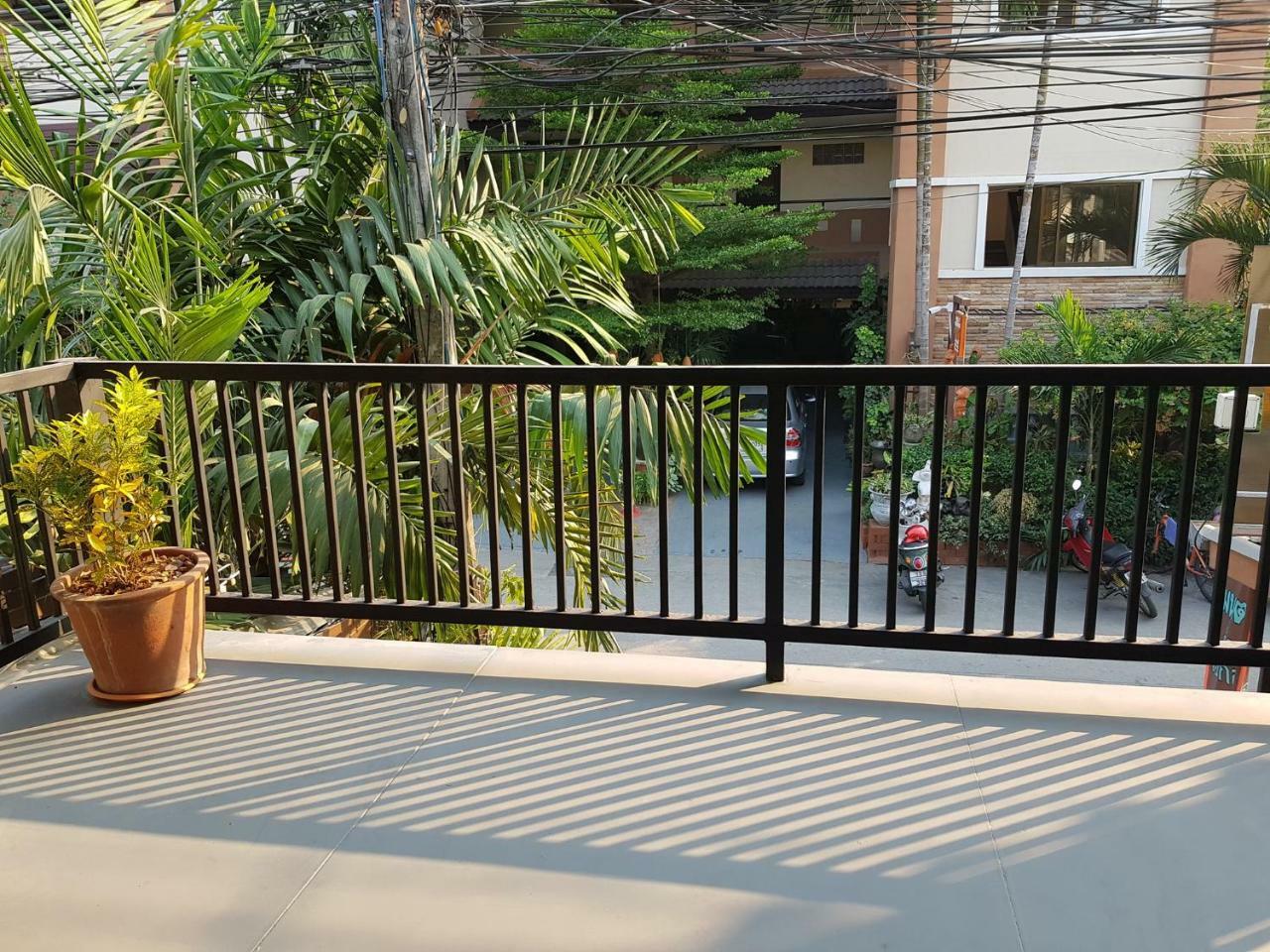 Piyanattha House Villa Chiang Mai Buitenkant foto